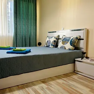 https://apartment-iris.plovdiv-hotels.com